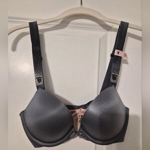 Victoria's Secret Very Sexy Push Up Bra-NWT